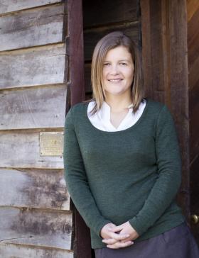 thumbnail Rebecca Teele B8438357